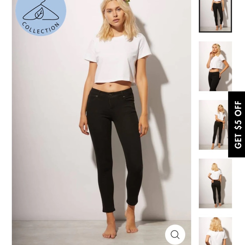 Ankle Skinny.